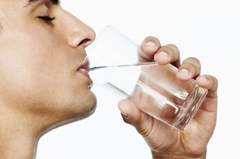 Drinking water to lose weight by 7 kg per week
