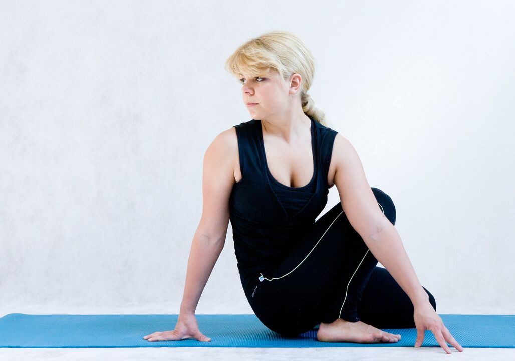 Exercise leg Prakshalana from yoga for weight loss