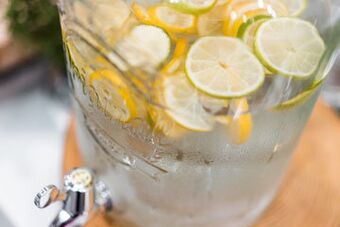 Drinks for hormonal nutrition