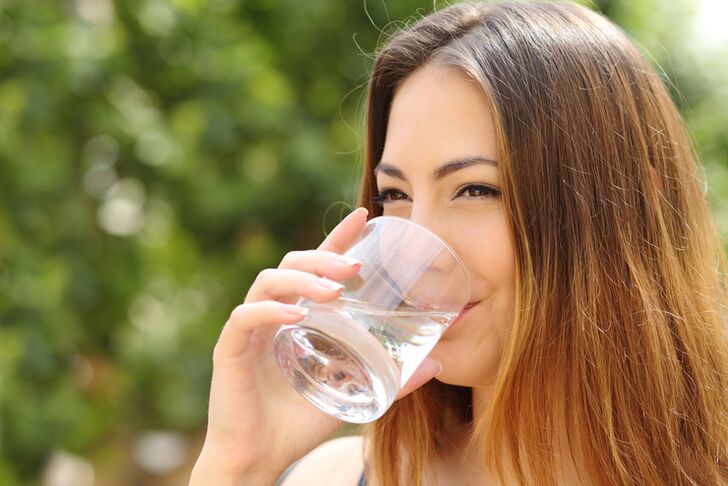 All you need to do on a lazy person's diet is stay hydrated